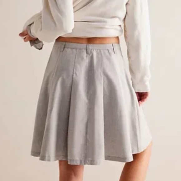 We The Free People Suiting Pleated Mini Skirt In Gray Women's Size 0 - Picture 2 of 7